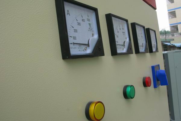 沙坪坝配电柜-3683讲讲配电柜注意事项